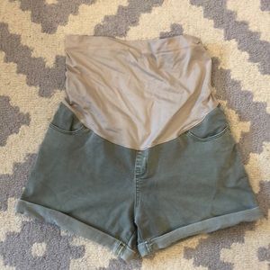 Full panel maternity shorts size S